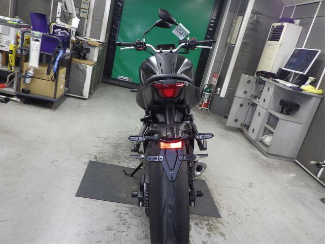 Пластик и бак